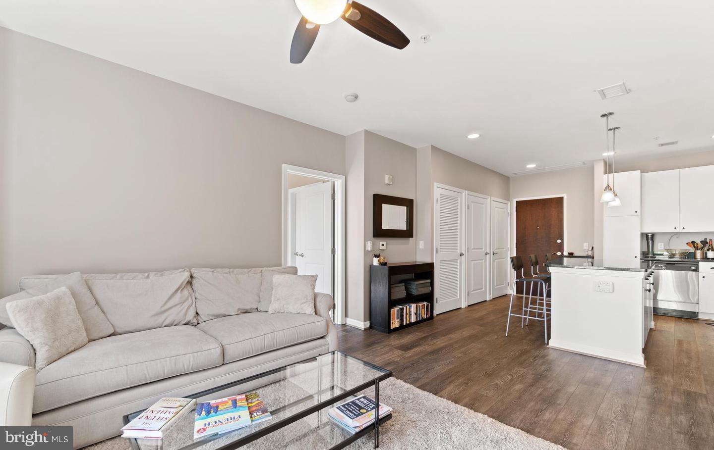 444 W BROAD STREET 303