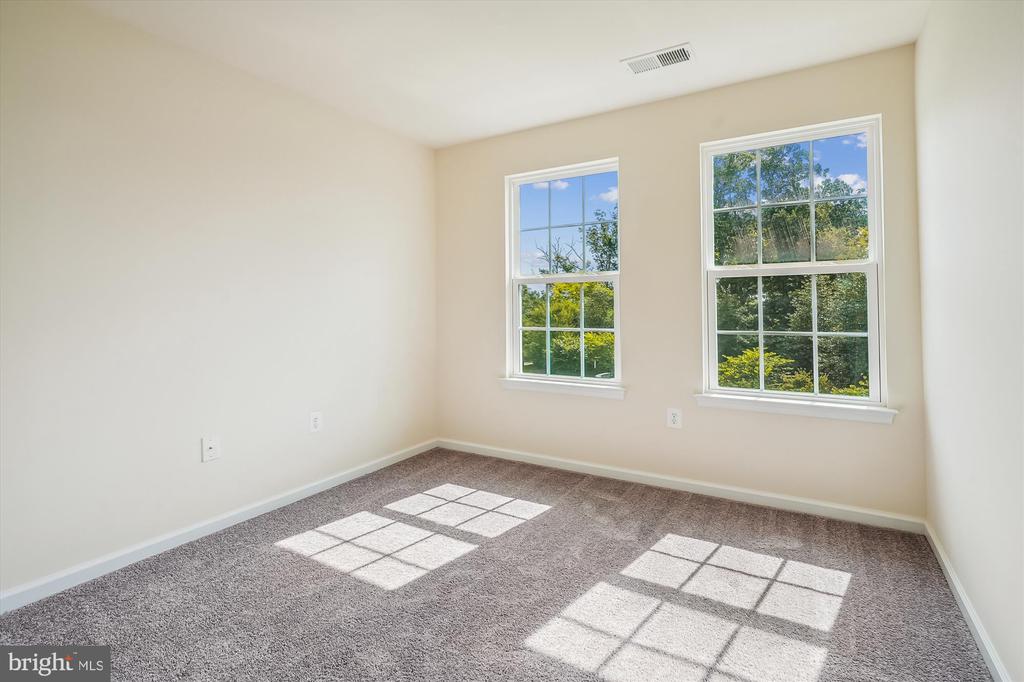 2112 Governors Way