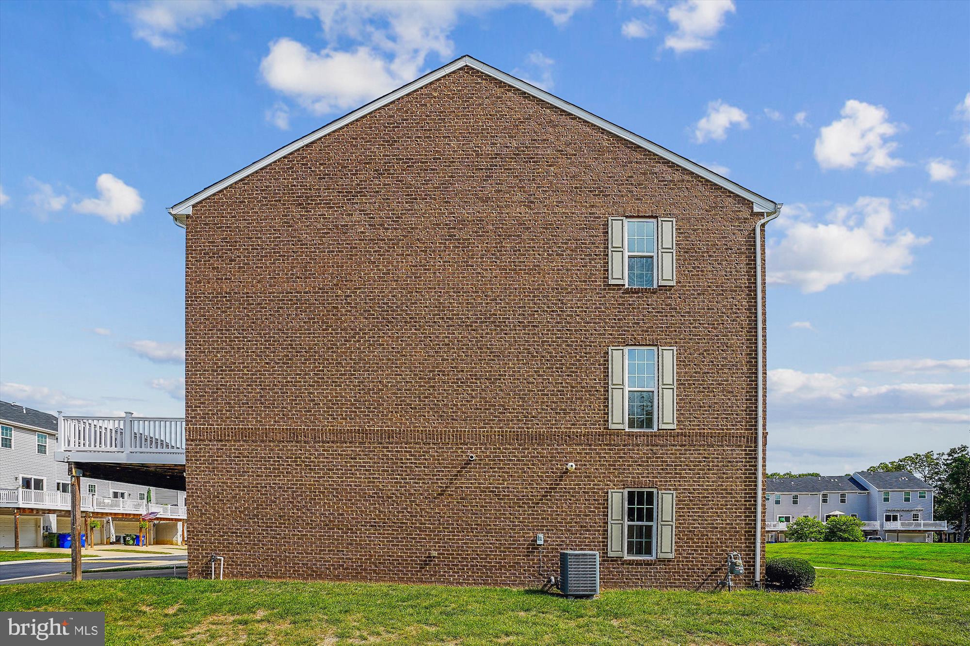 2112 Governors Way