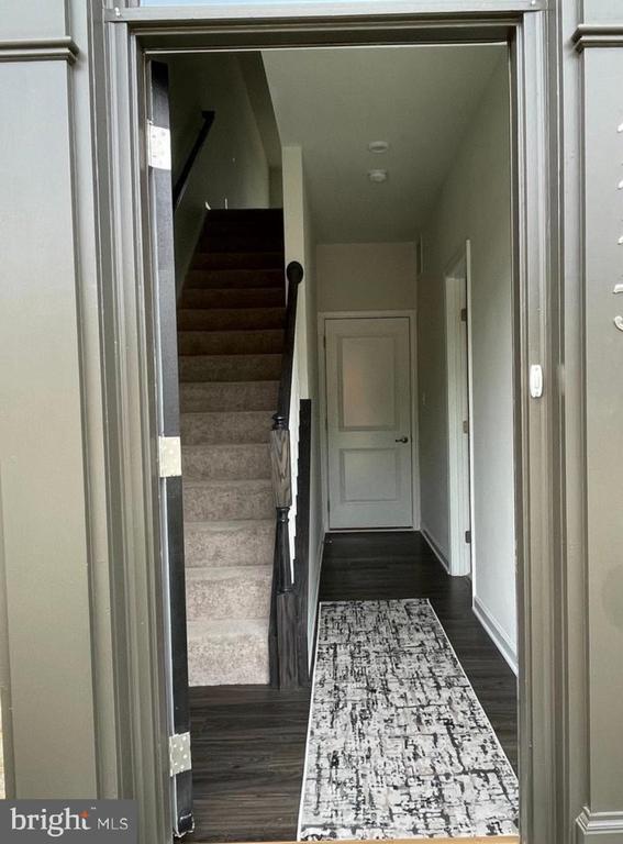 1113 RAMPART DRIVE