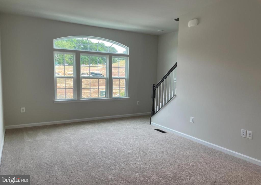 1113 RAMPART DRIVE