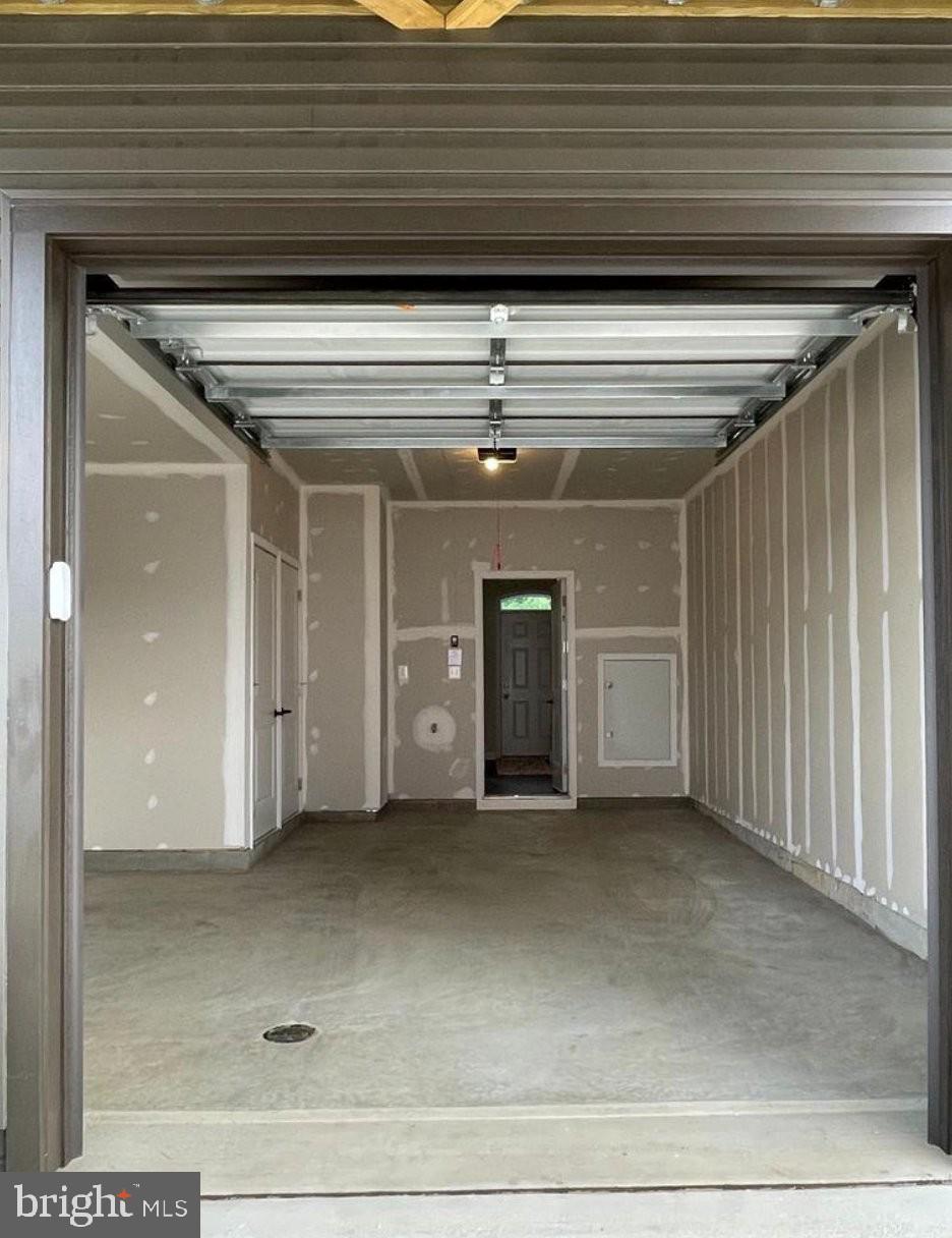 1113 RAMPART DRIVE