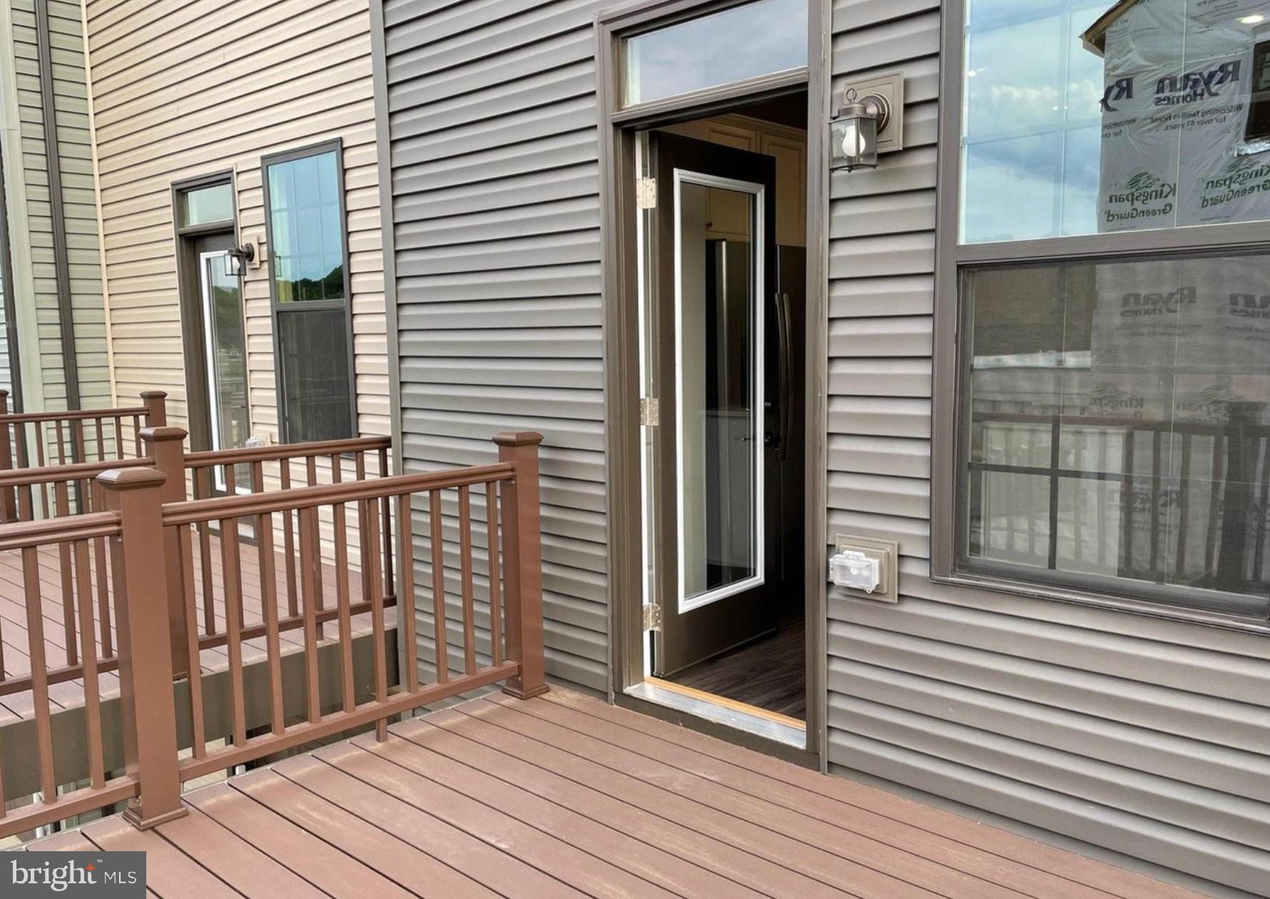 1113 RAMPART DRIVE