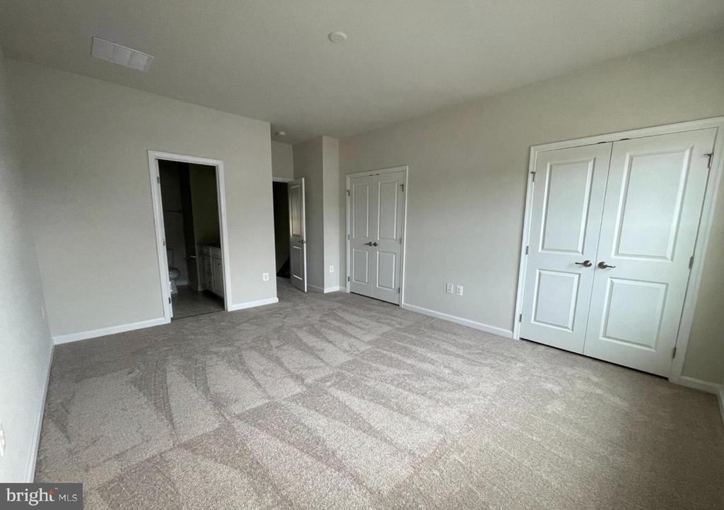 1113 RAMPART DRIVE