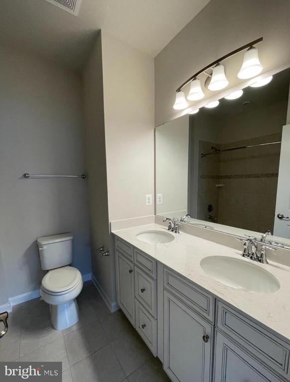 1113 RAMPART DRIVE