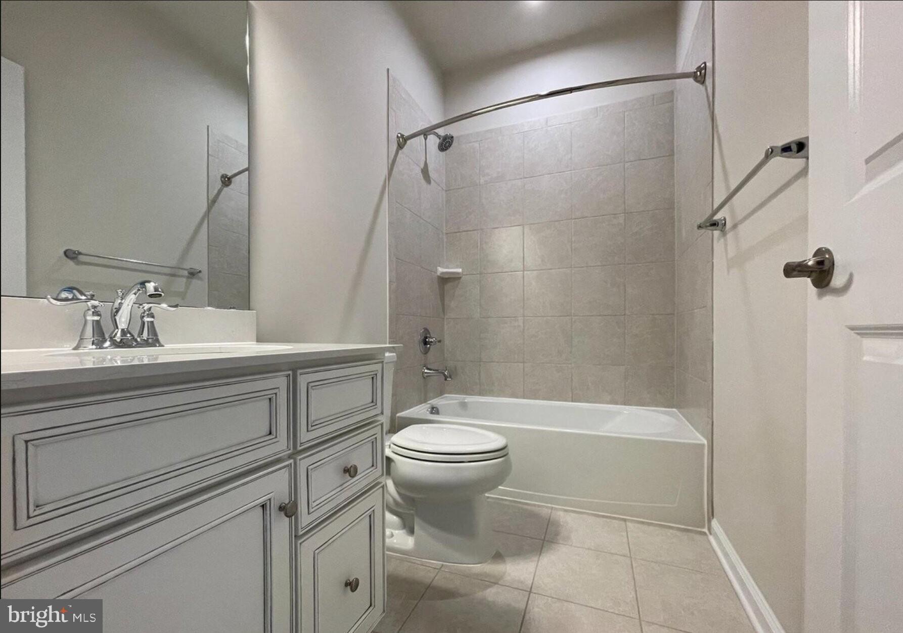 1113 RAMPART DRIVE