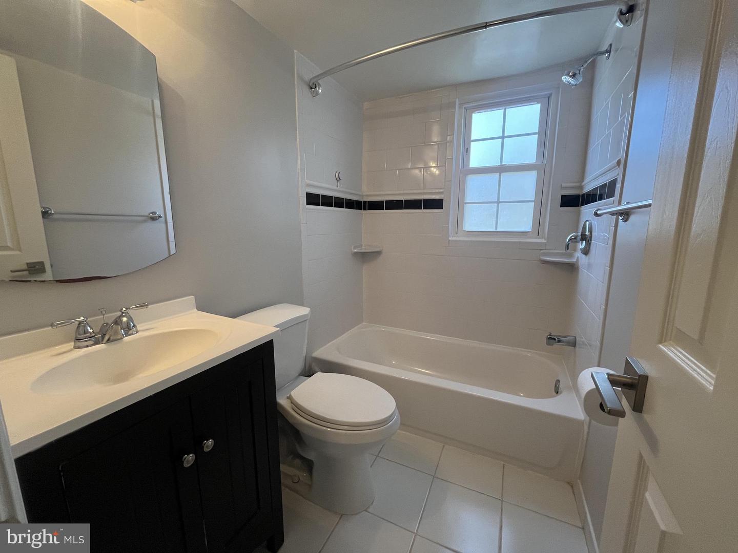 9457 FAIRFAX BLVD #201