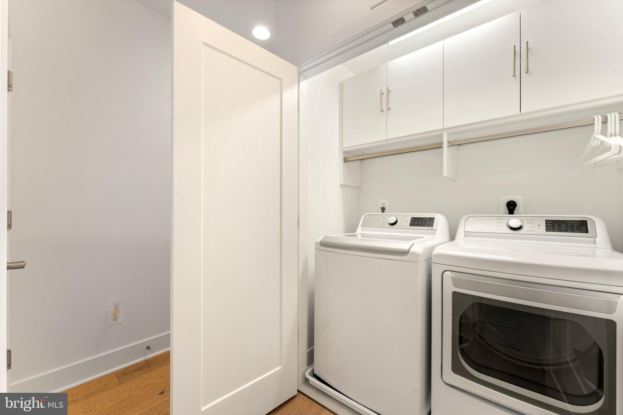 3546 SUTTON HEIGHTS CIRCLE