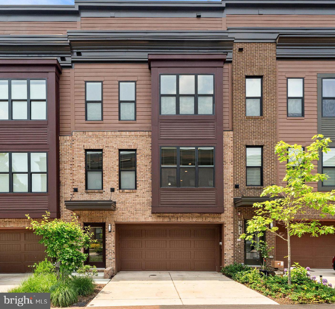 3546 SUTTON HEIGHTS CIRCLE