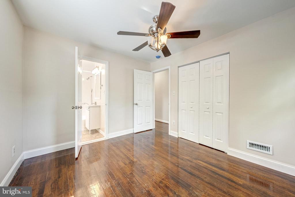 4144 ADDISON ROAD