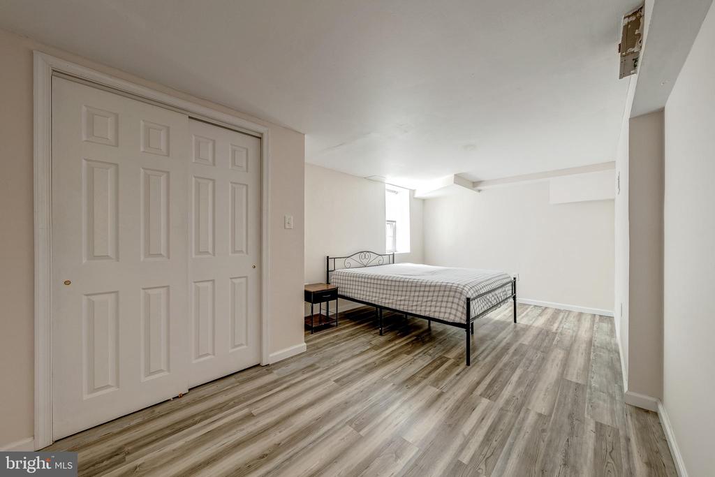 4144 ADDISON ROAD