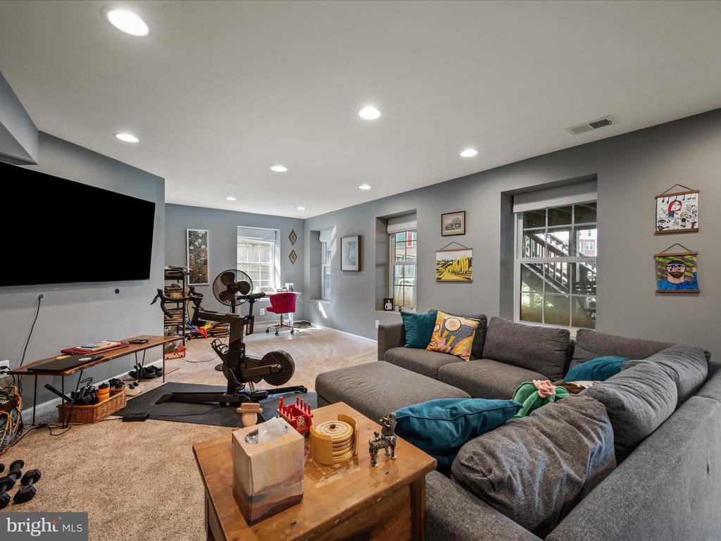 10814 SECOND STREET