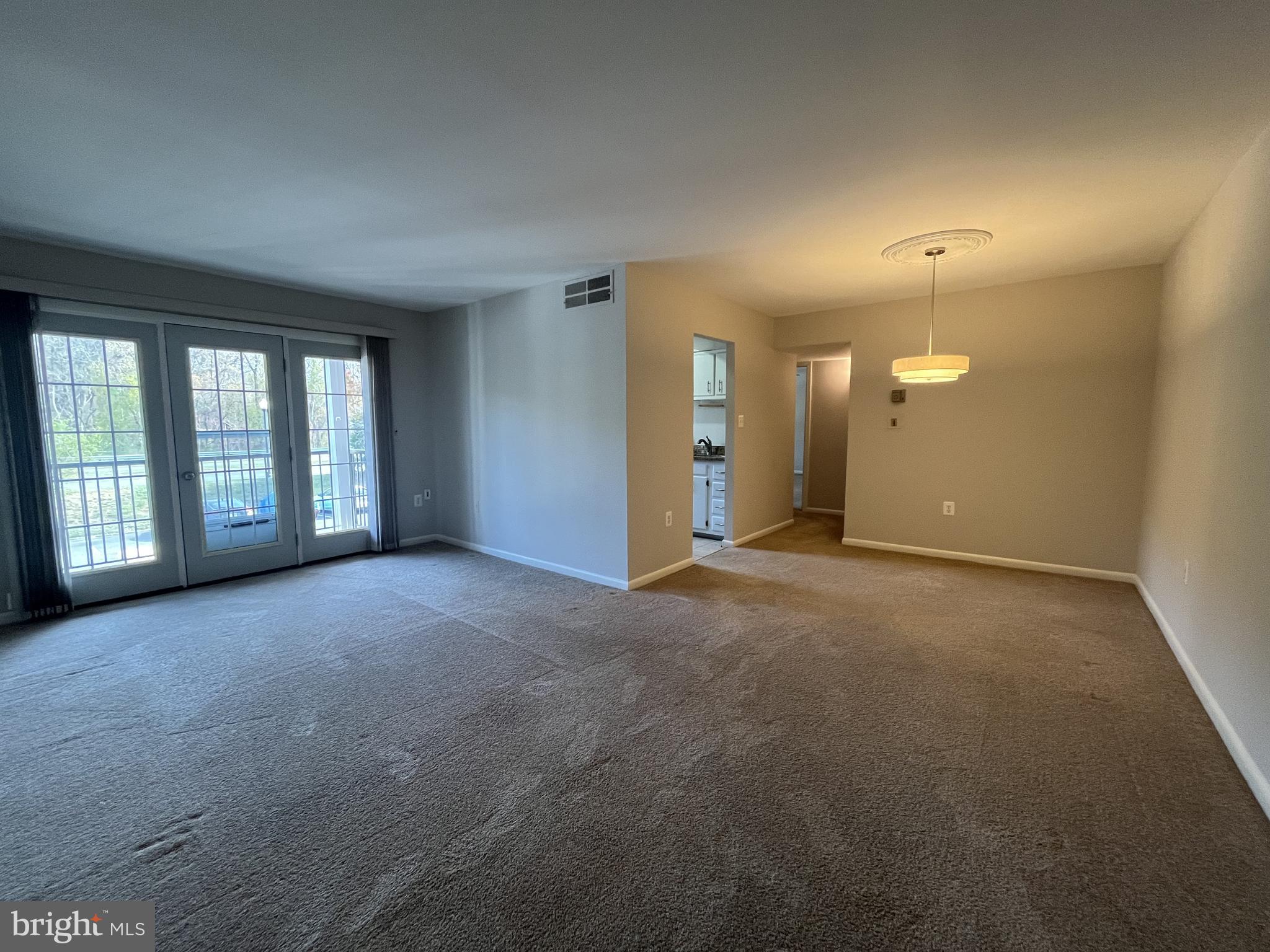 9457 FAIRFAX BOULEVARD 201