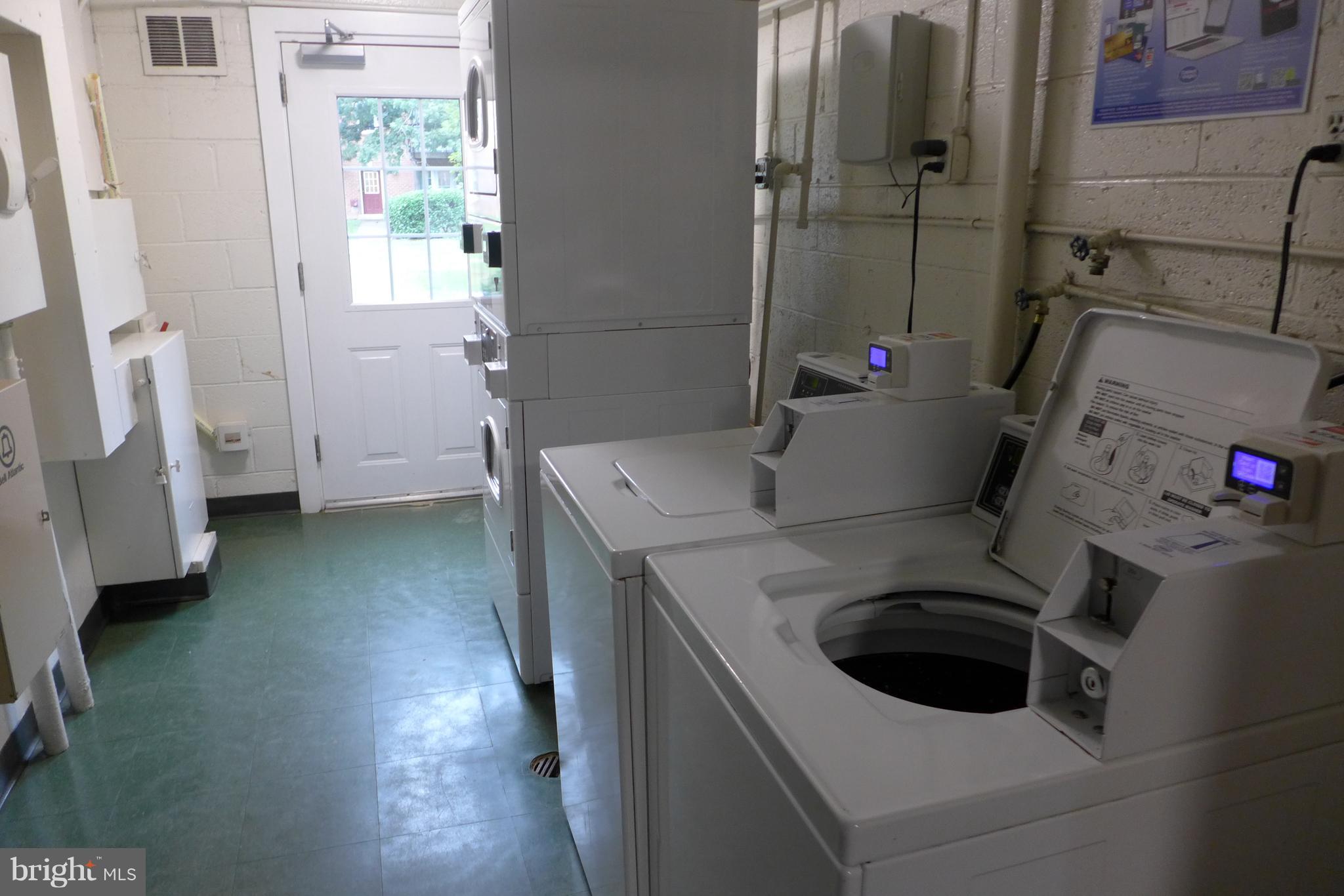 9457 FAIRFAX BOULEVARD 201