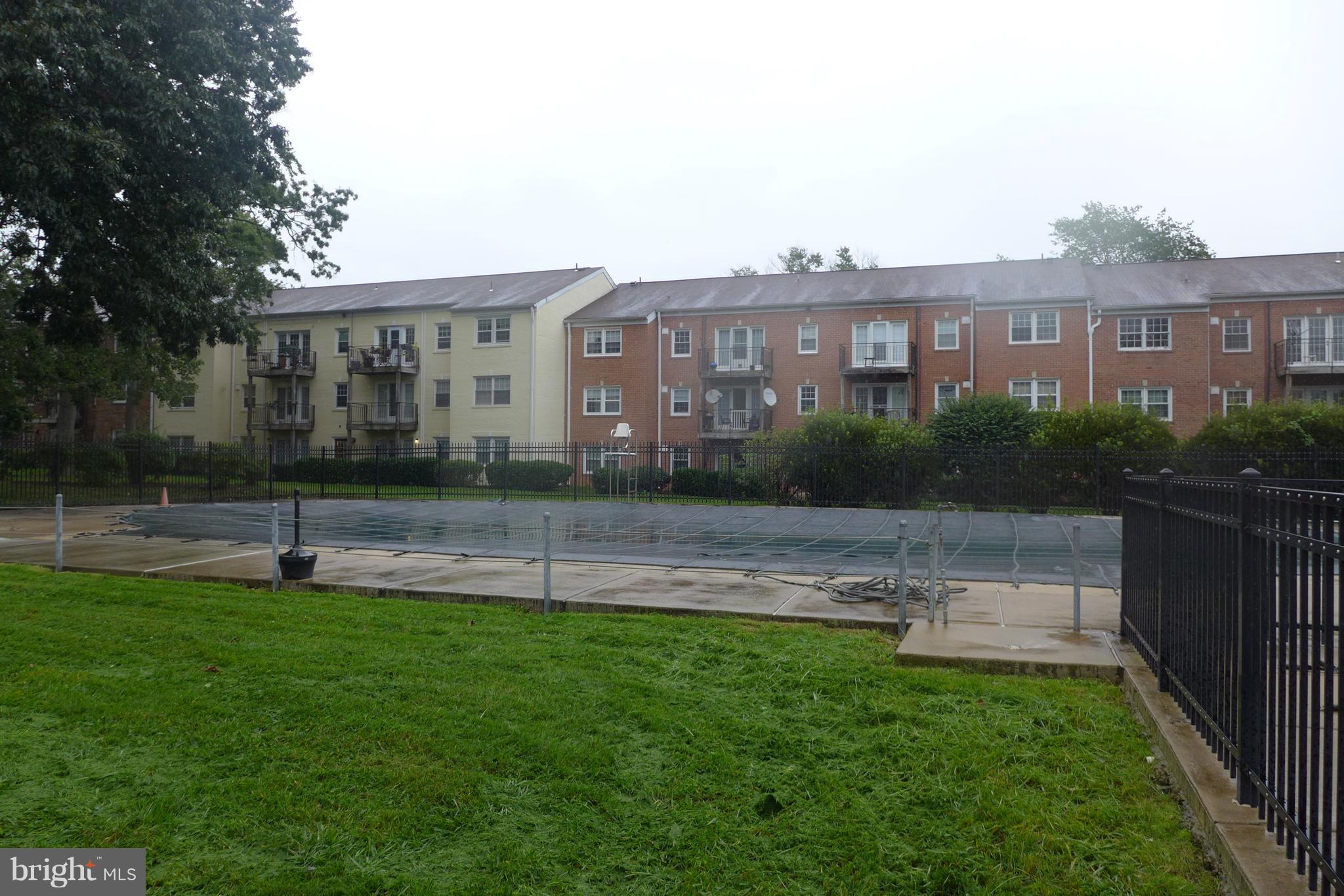 9457 FAIRFAX BOULEVARD 201