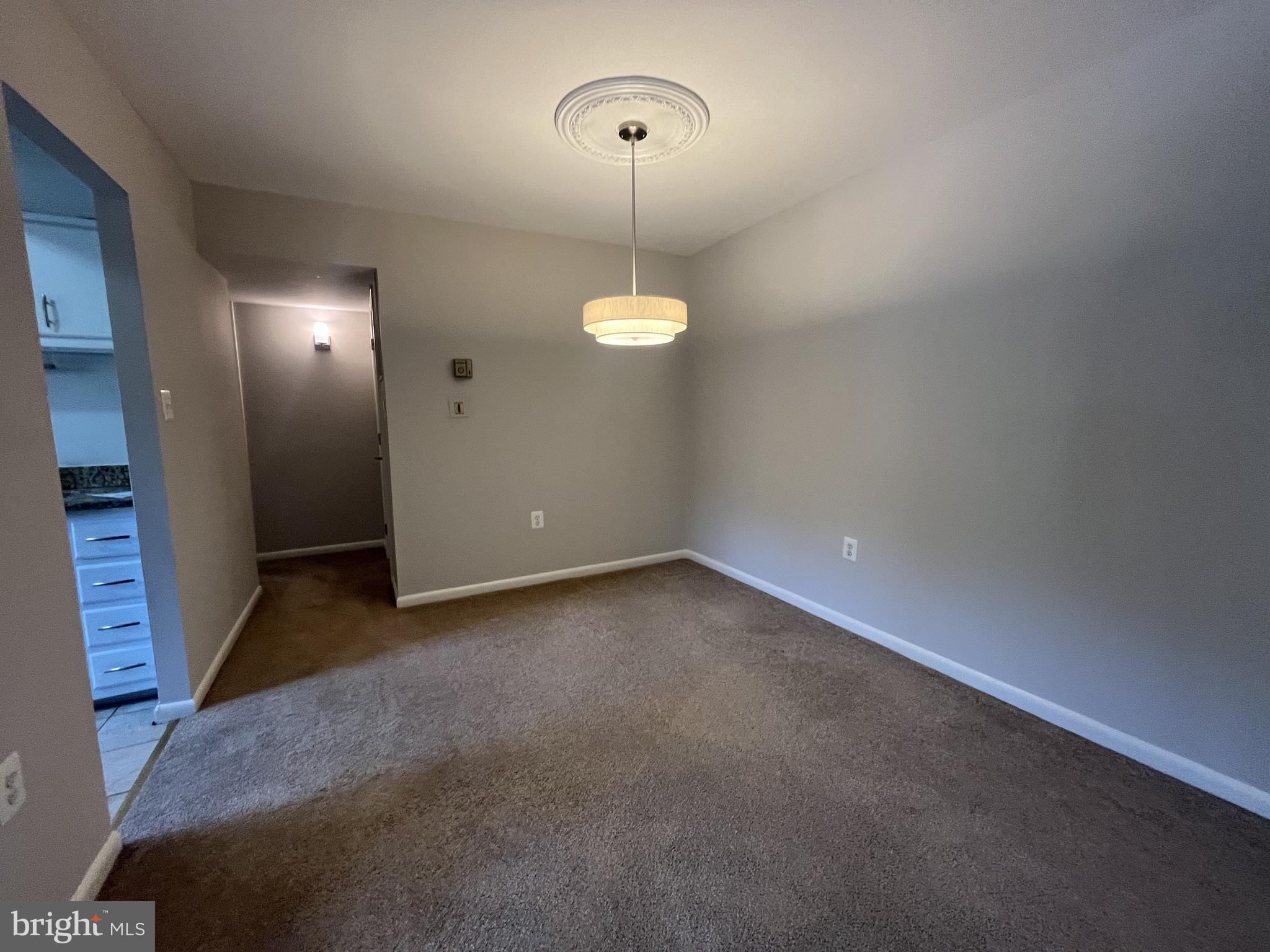 9457 FAIRFAX BOULEVARD 201