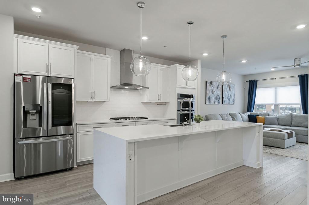 10689 FAIRGROUNDS DRIVE