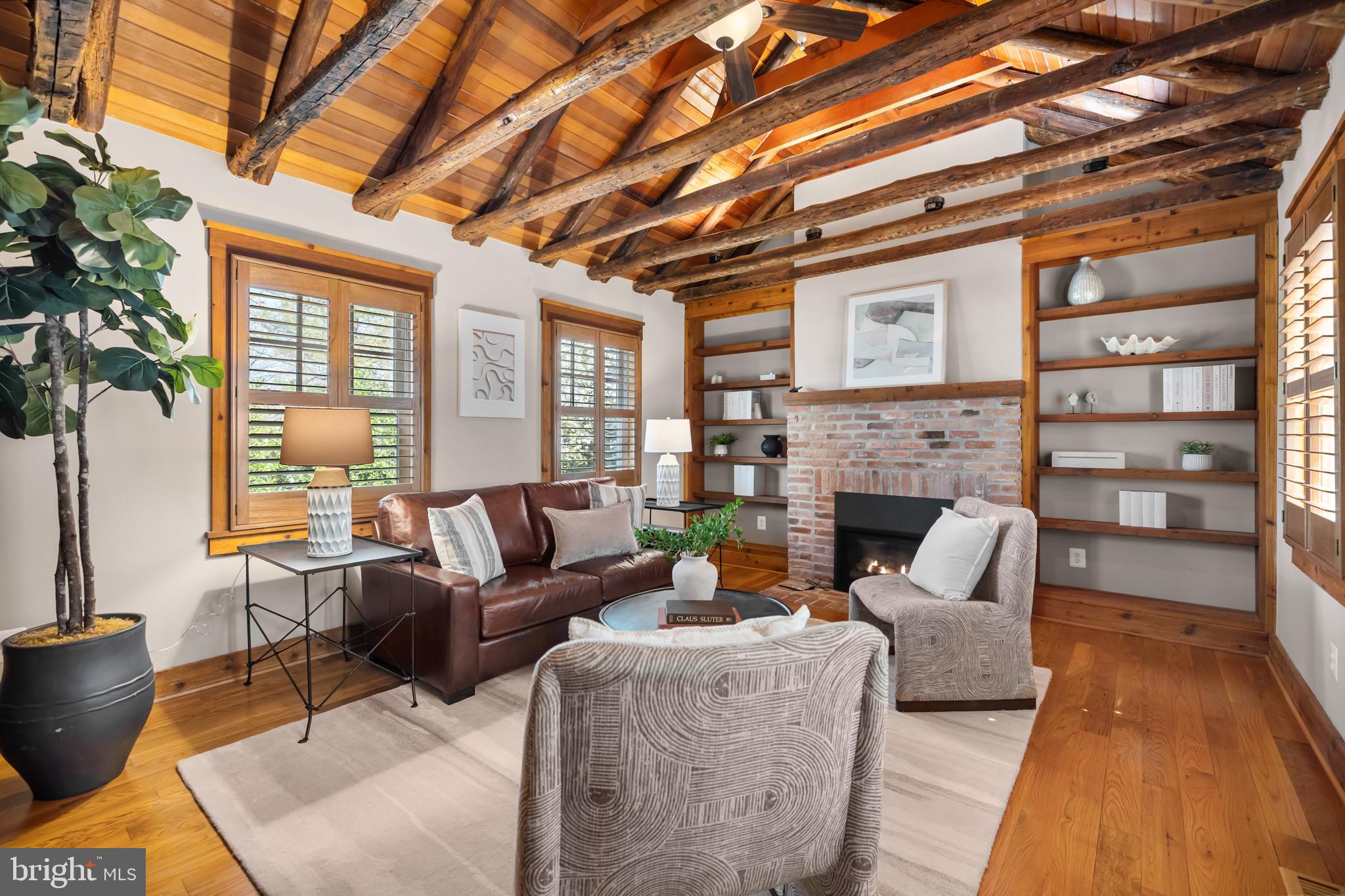 4027 COLONEL MENDEZ WAY