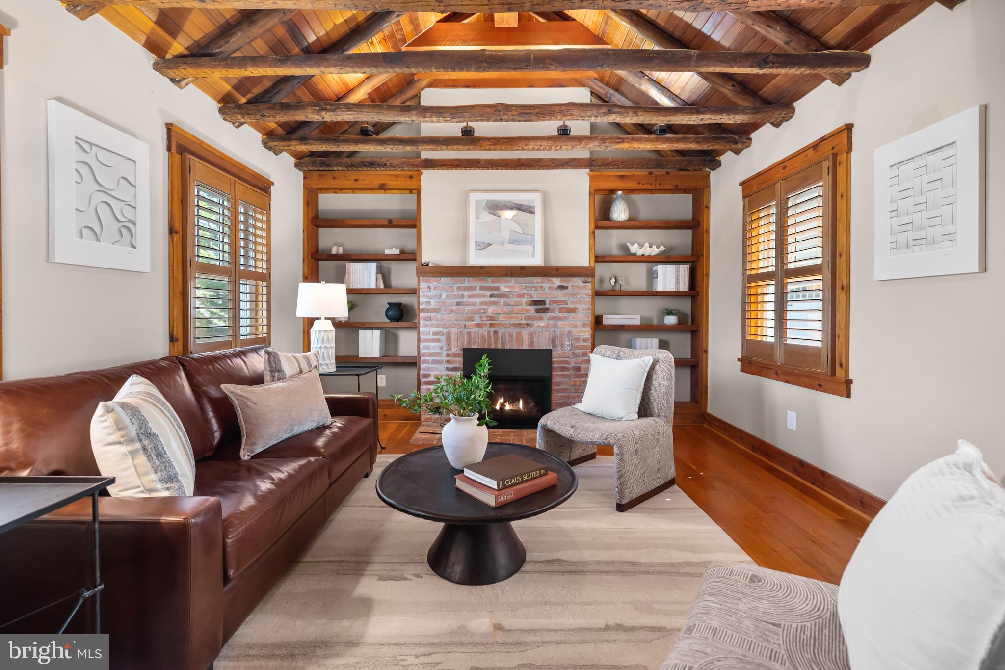 4027 COLONEL MENDEZ WAY