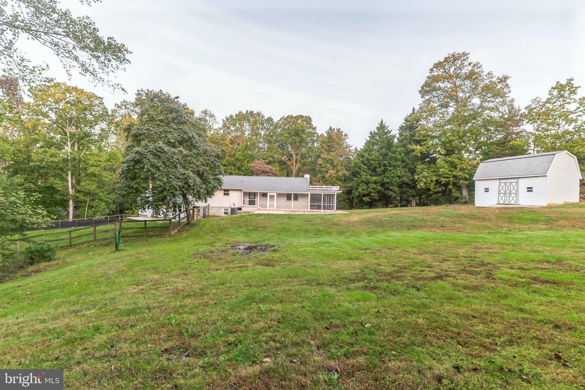 5761 Pendleton Ln