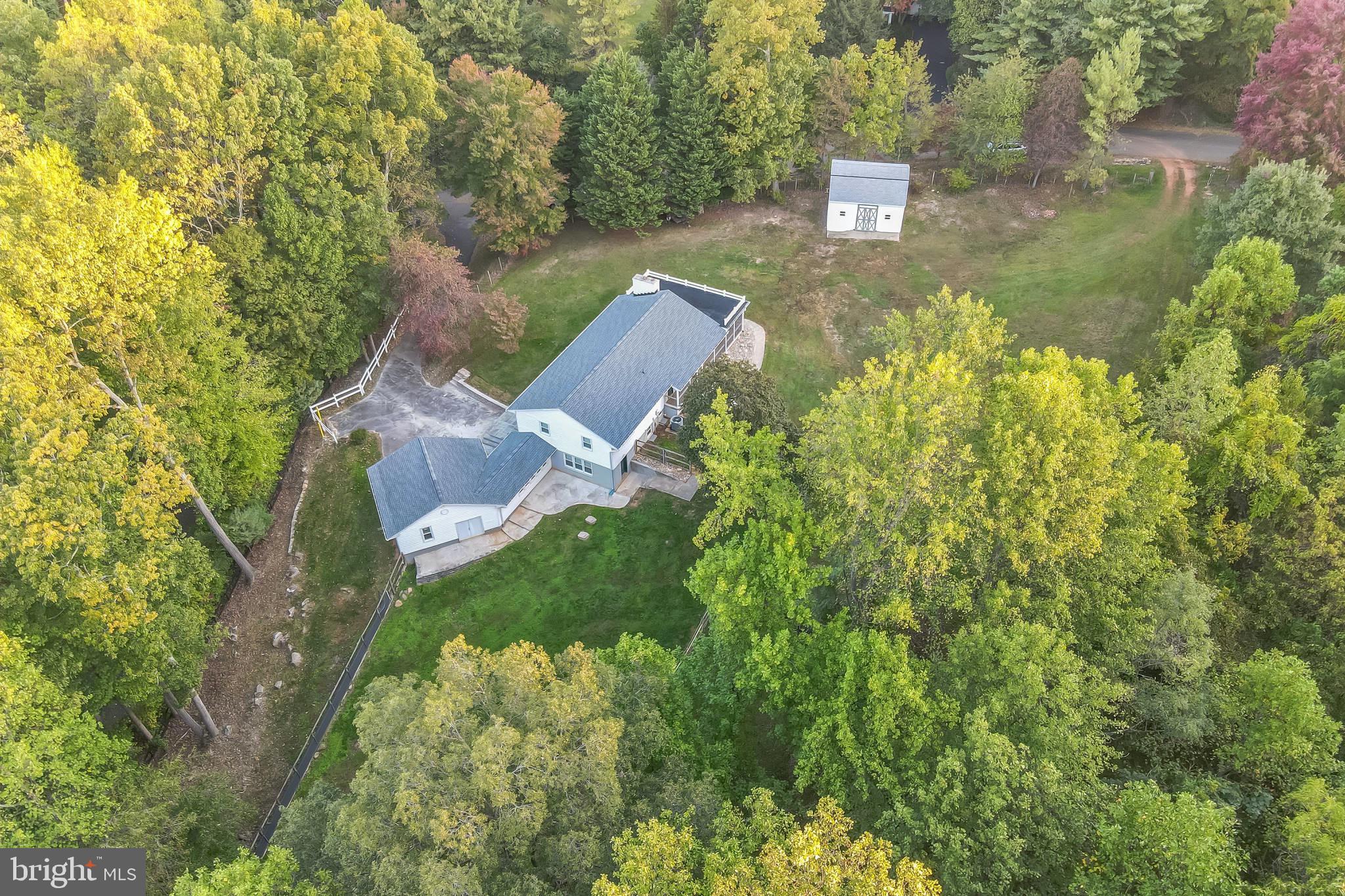 5761 Pendleton Ln