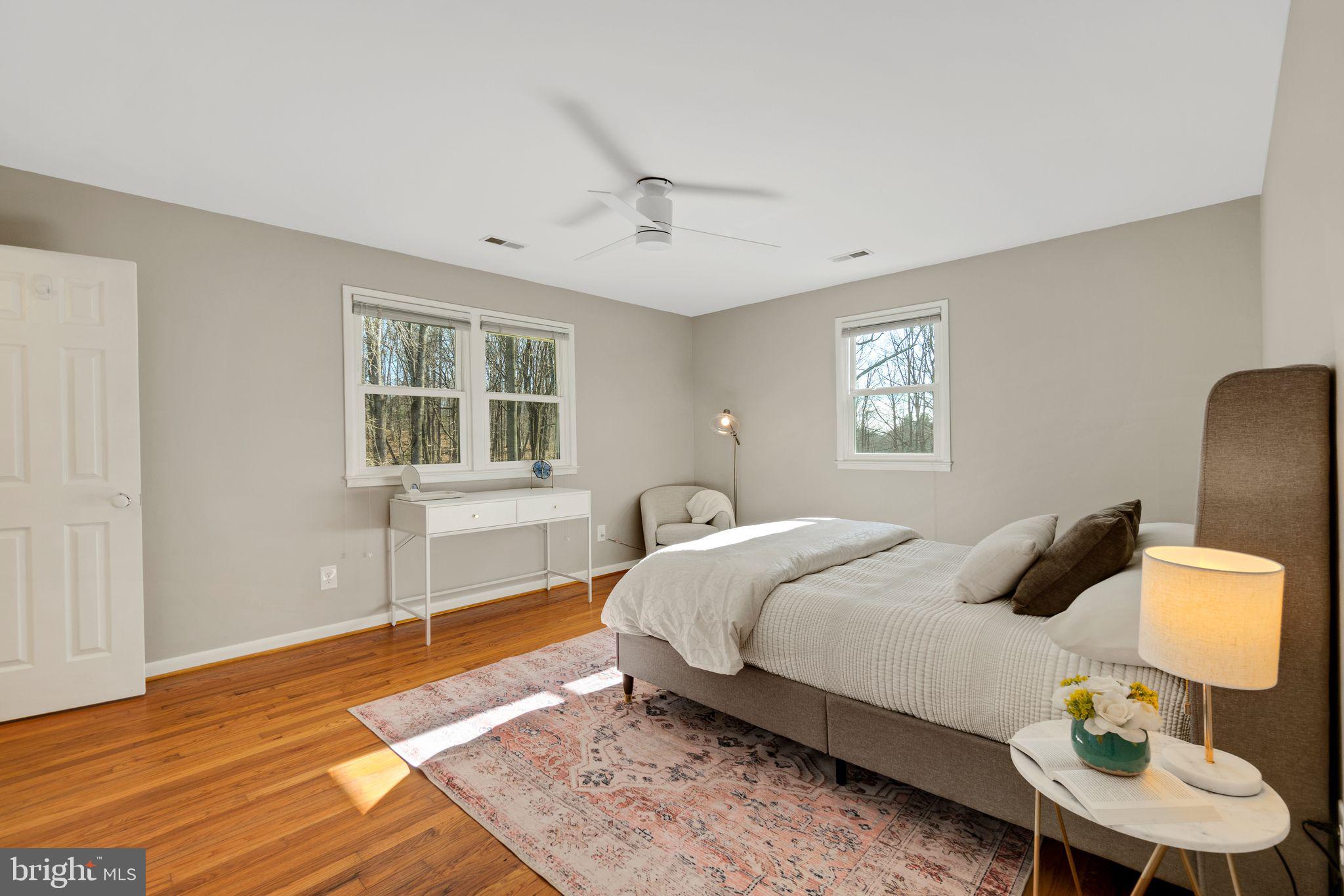 5761 Pendleton Ln