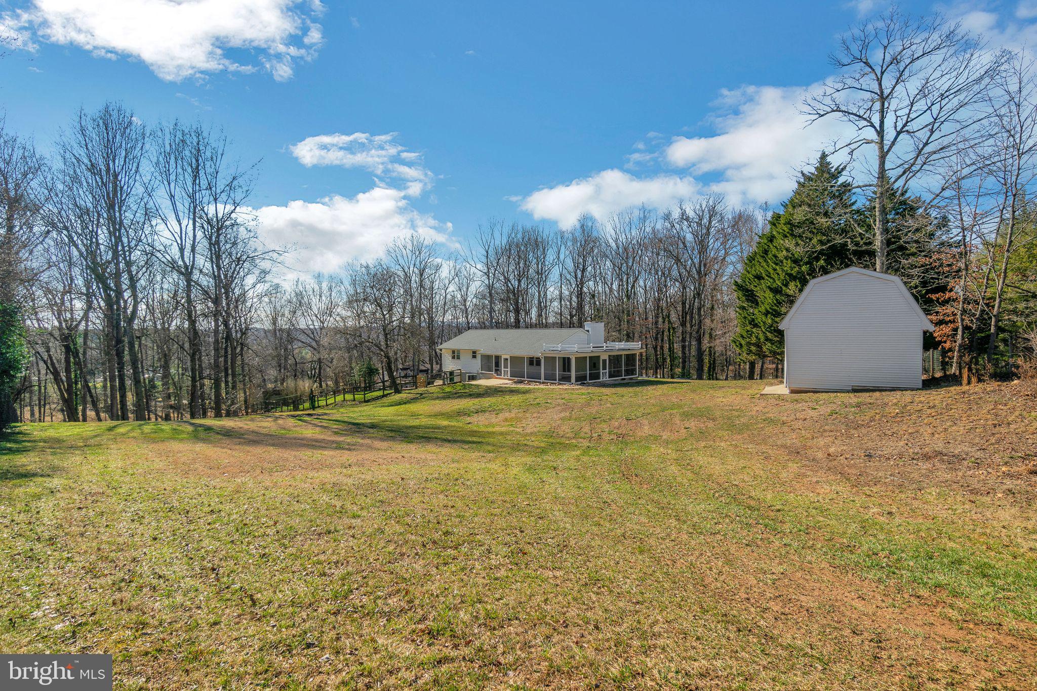 5761 Pendleton Ln