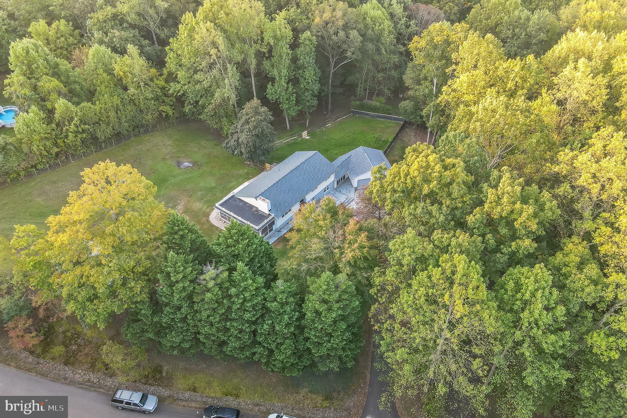 5761 Pendleton Ln