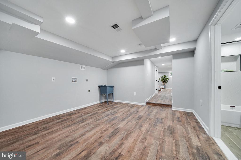 3826 LEA ROAD
