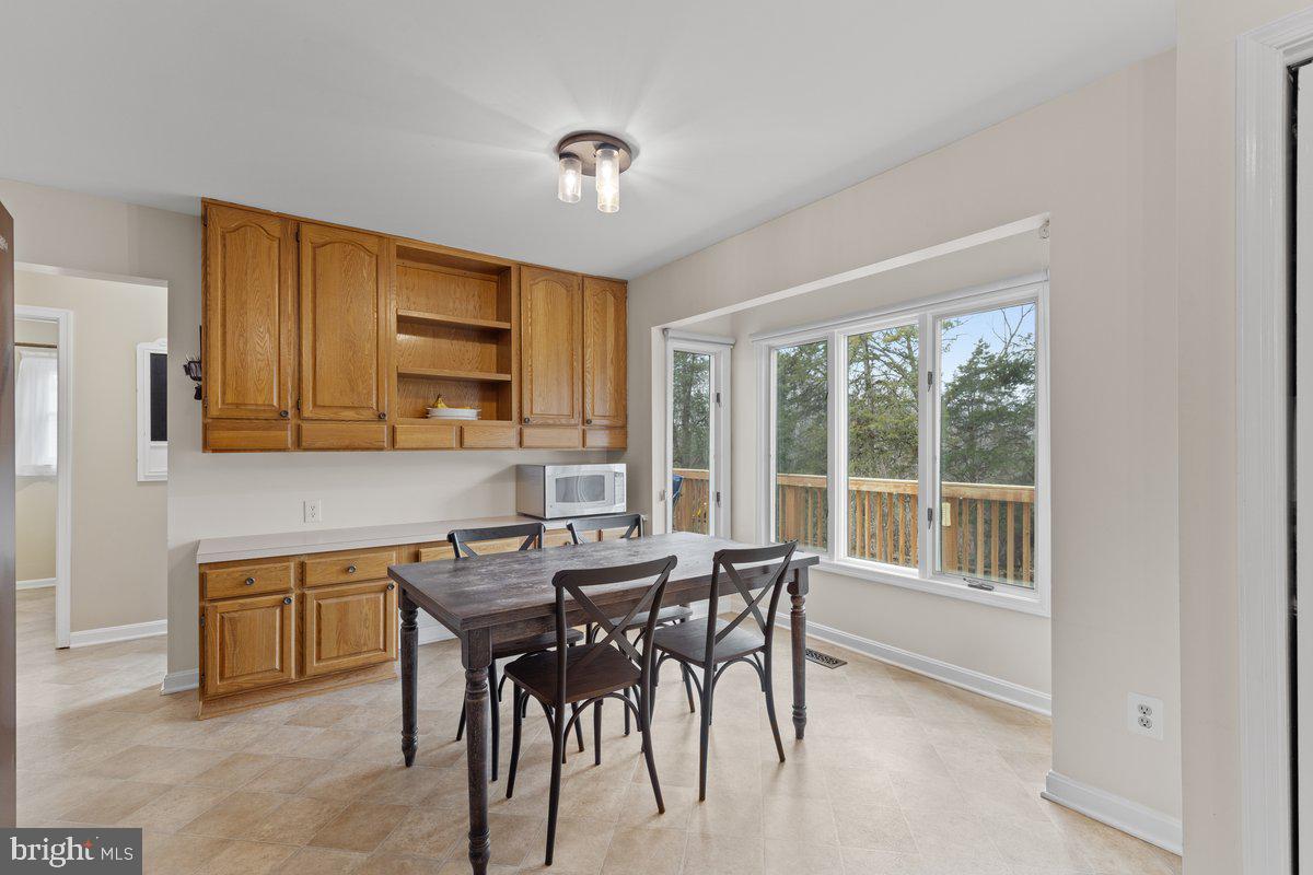 6744 SETTLERS RIDGE ROAD