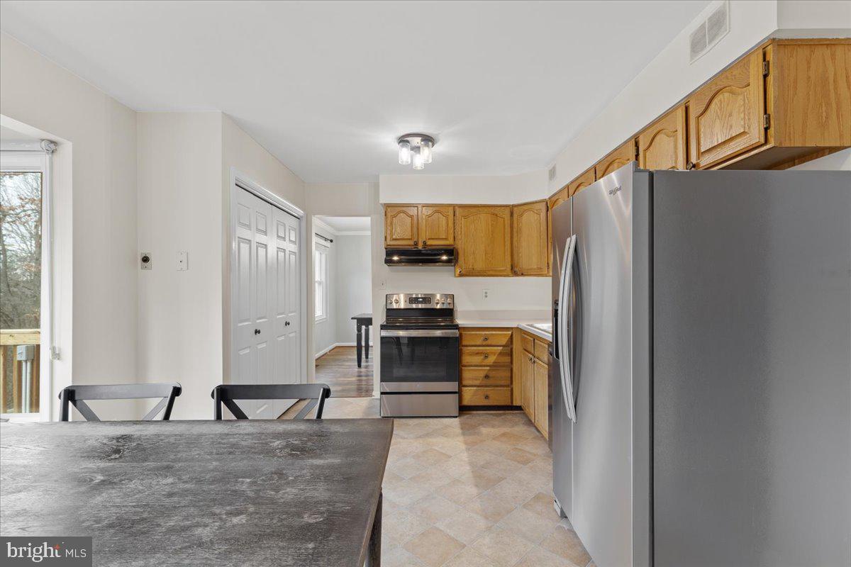 6744 SETTLERS RIDGE ROAD