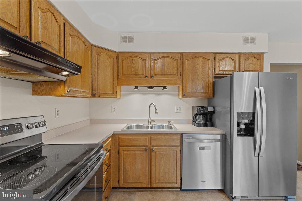 6744 SETTLERS RIDGE ROAD