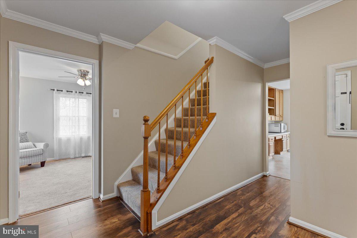 6744 SETTLERS RIDGE ROAD