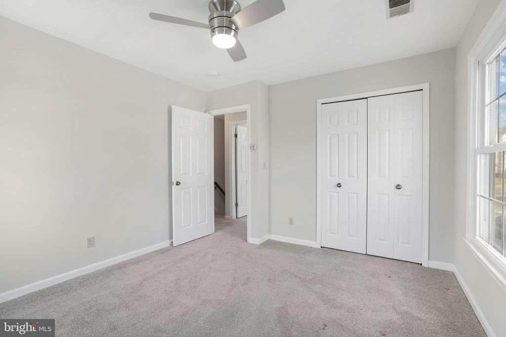 7329 FLEETWOOD COURT