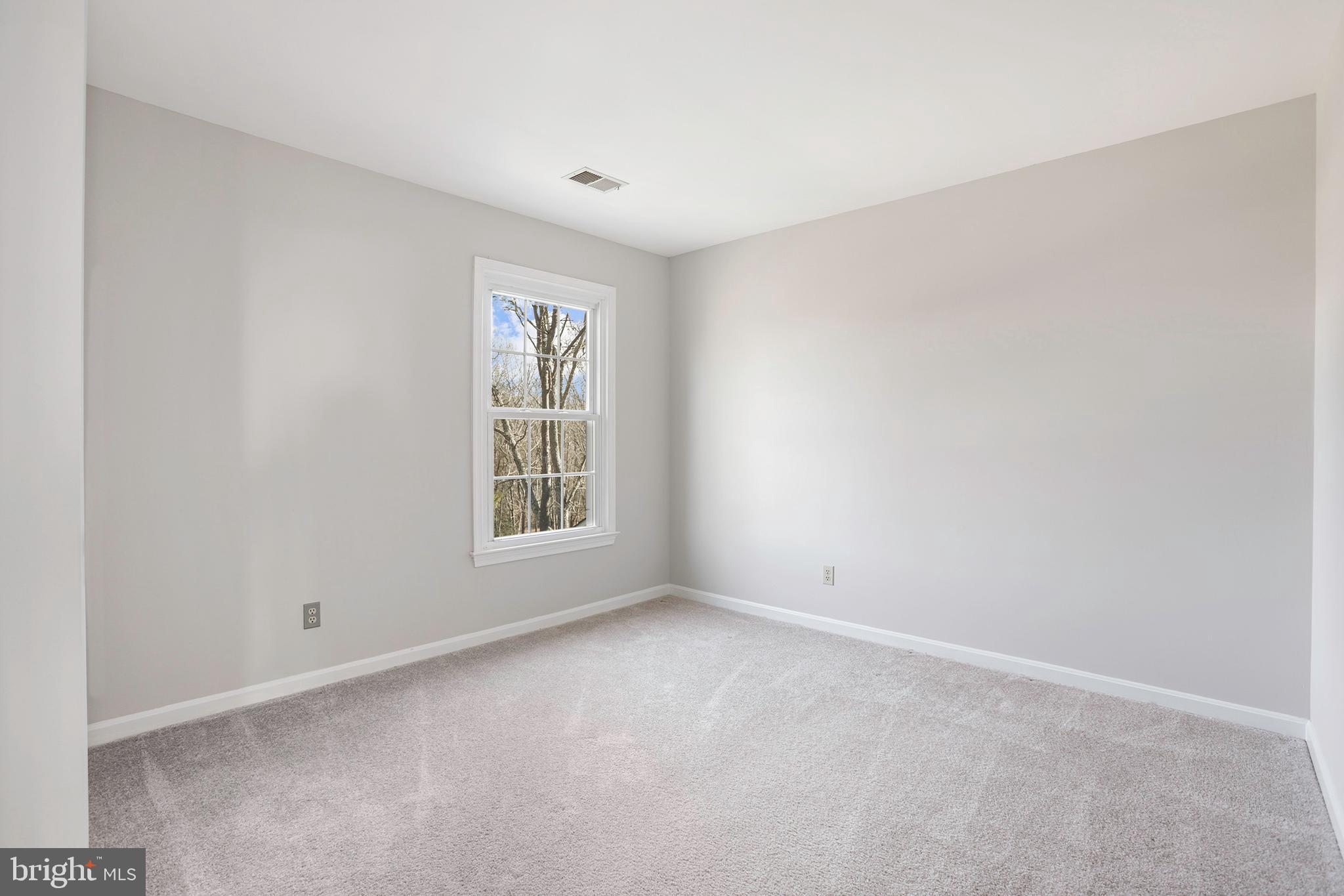 7329 FLEETWOOD COURT