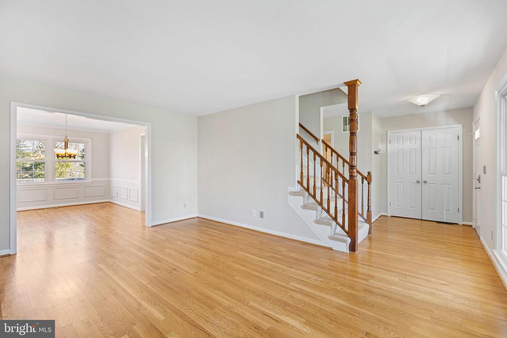 7329 FLEETWOOD COURT