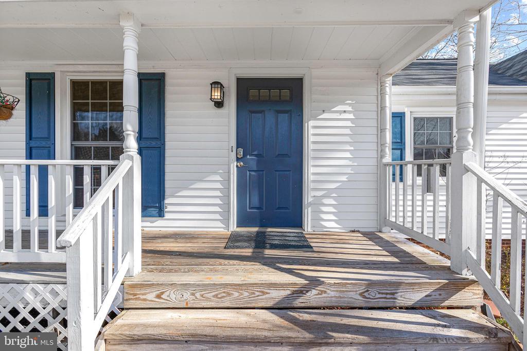7329 FLEETWOOD COURT