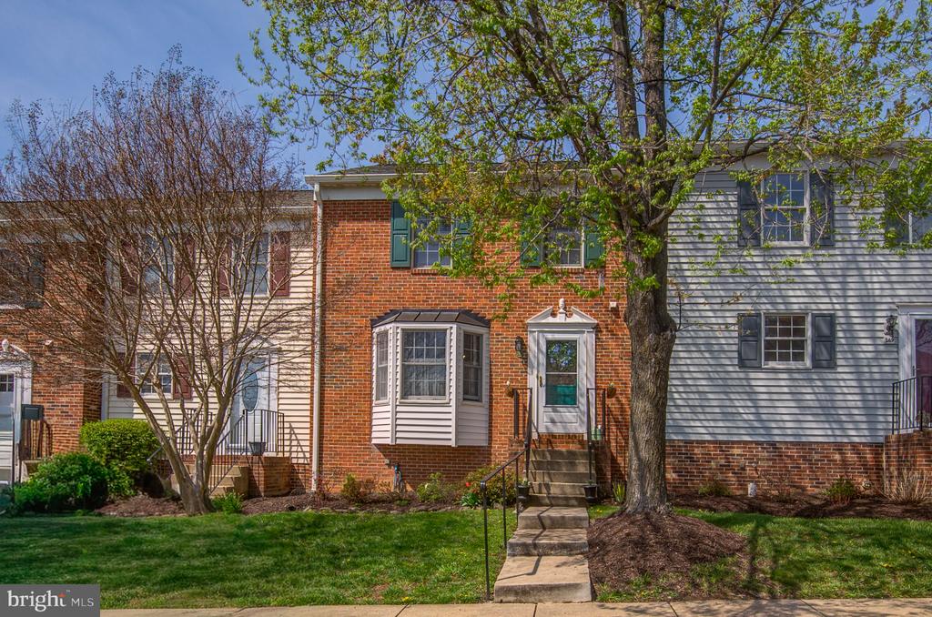 267 FAIRFIELD DRIVE