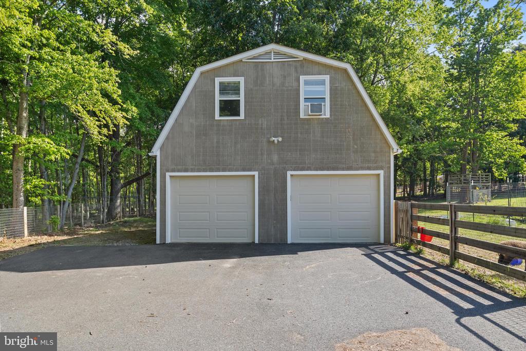 4300 RINGWOOD ROAD