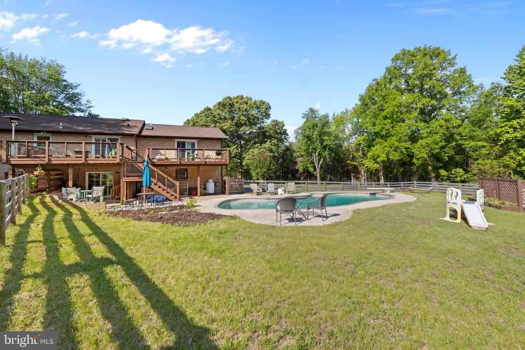 4300 RINGWOOD ROAD