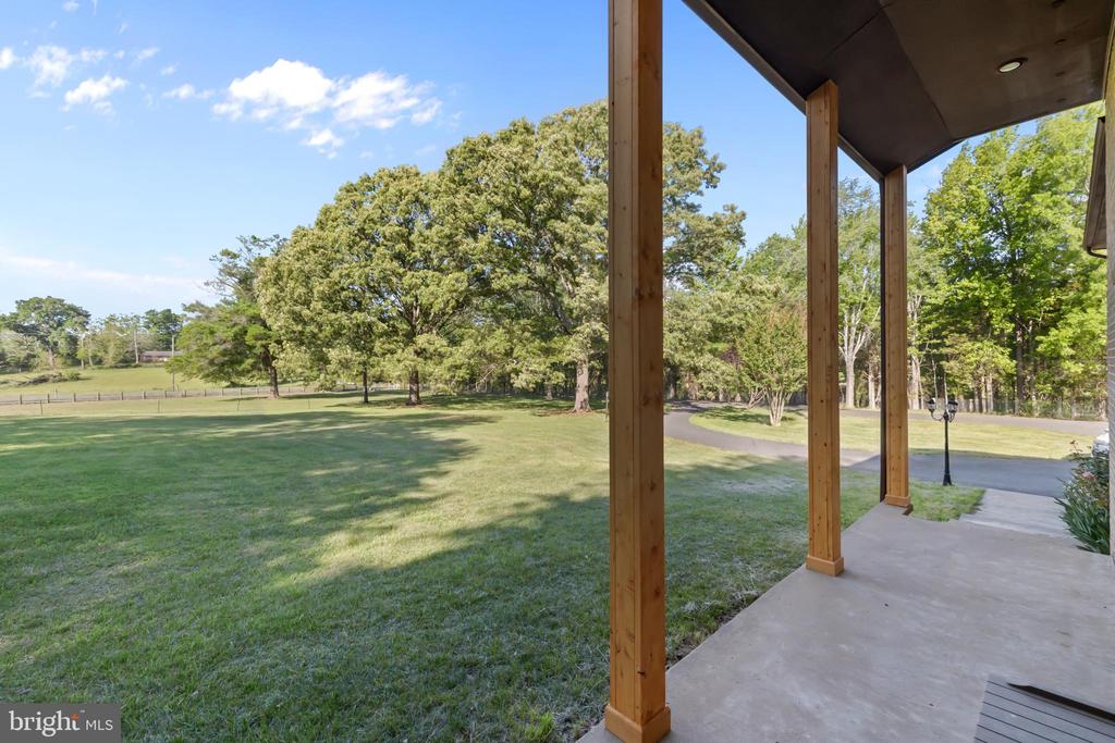 4300 RINGWOOD ROAD