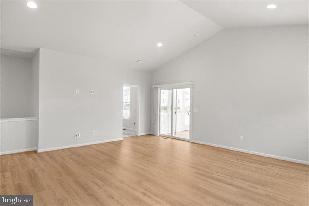106 HEYFORD DRIVE