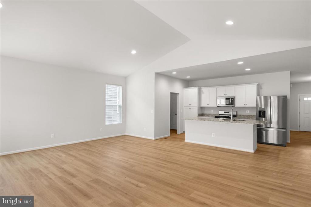 106 HEYFORD DRIVE