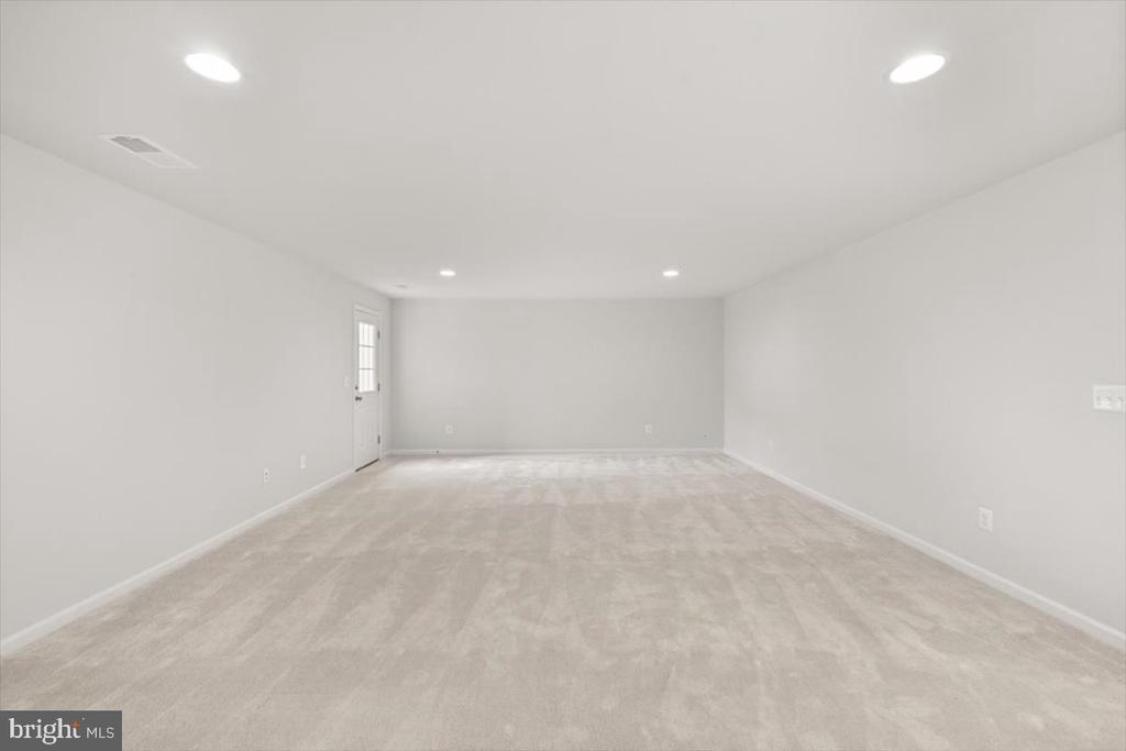 106 HEYFORD DRIVE