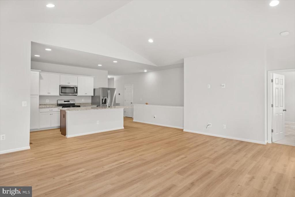 106 HEYFORD DRIVE