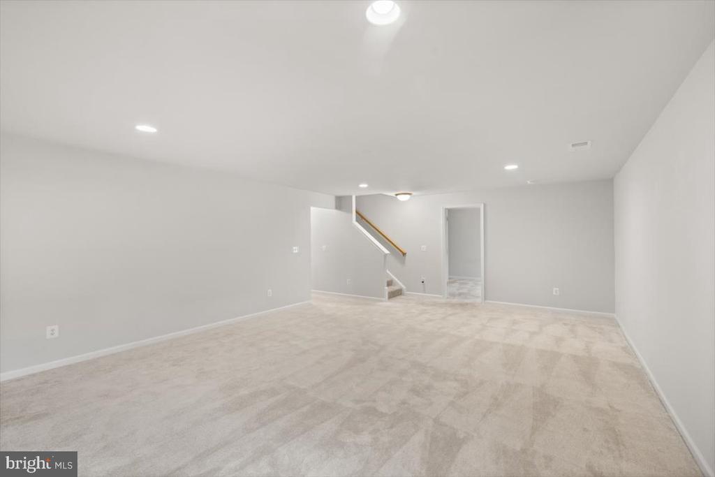 106 HEYFORD DRIVE
