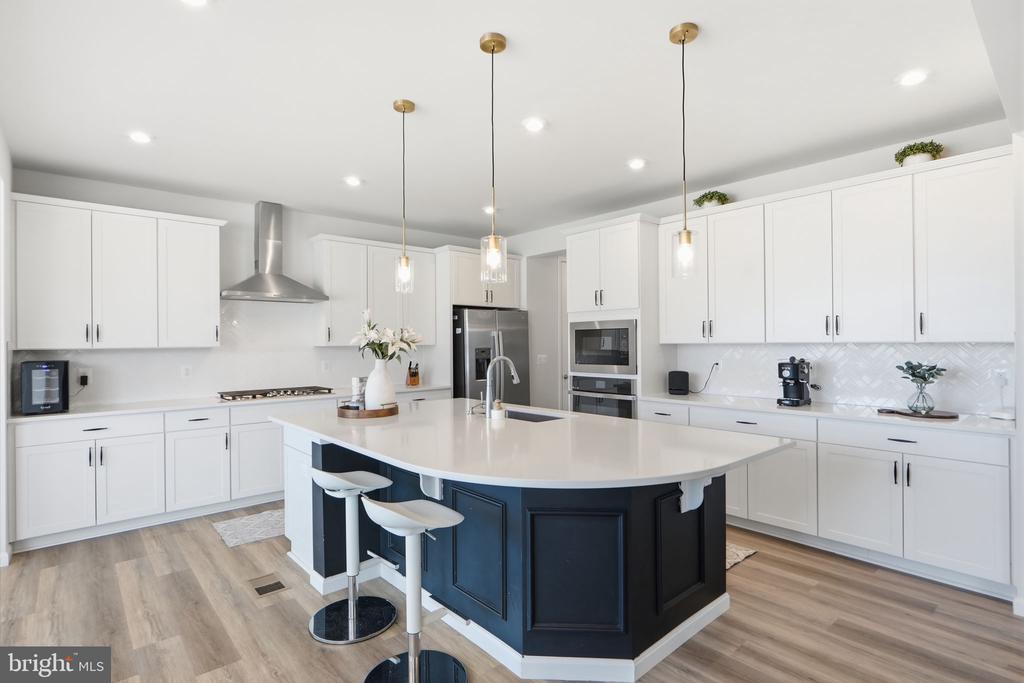 128 POE DRIVE