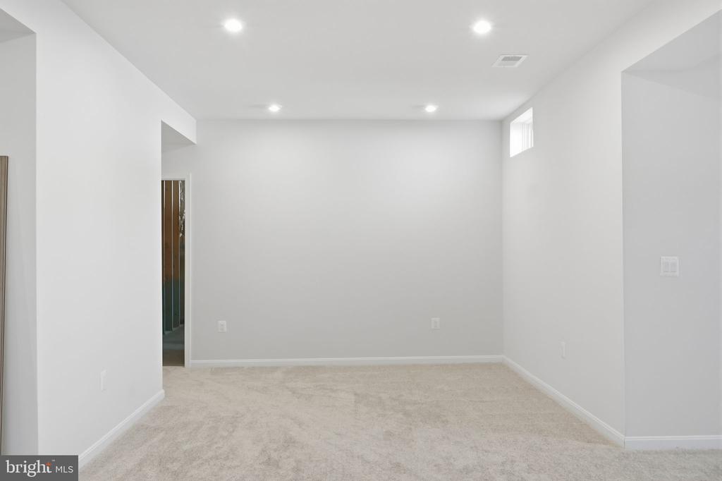 128 POE DRIVE