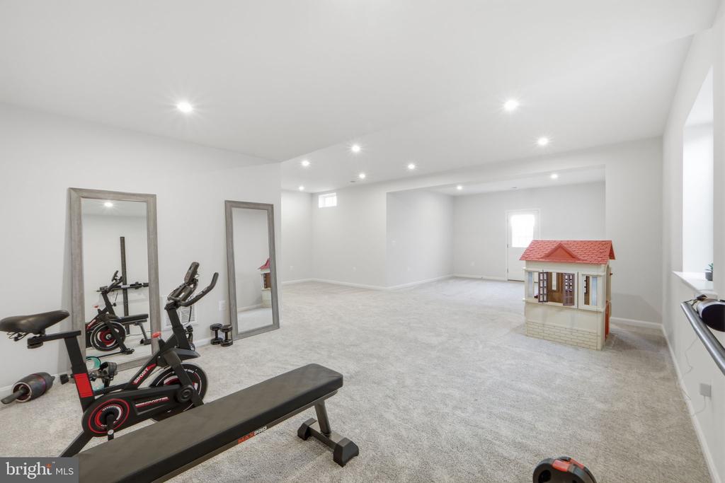 128 POE DRIVE