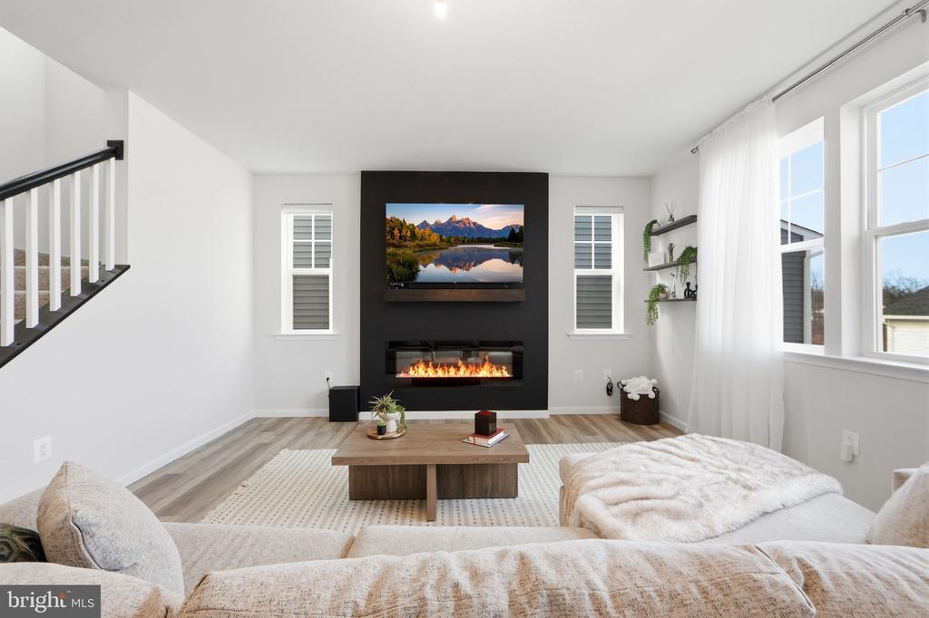 128 POE DRIVE